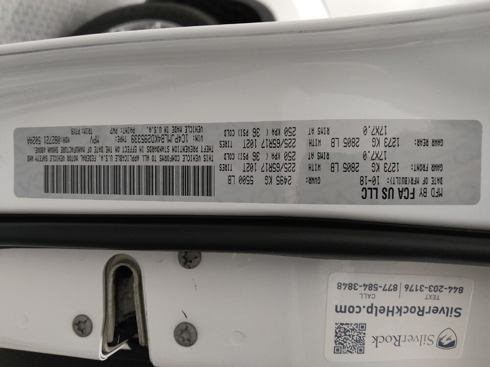 2019 Jeep Cherokee in Topeka, KS 66611 - 18127738 33