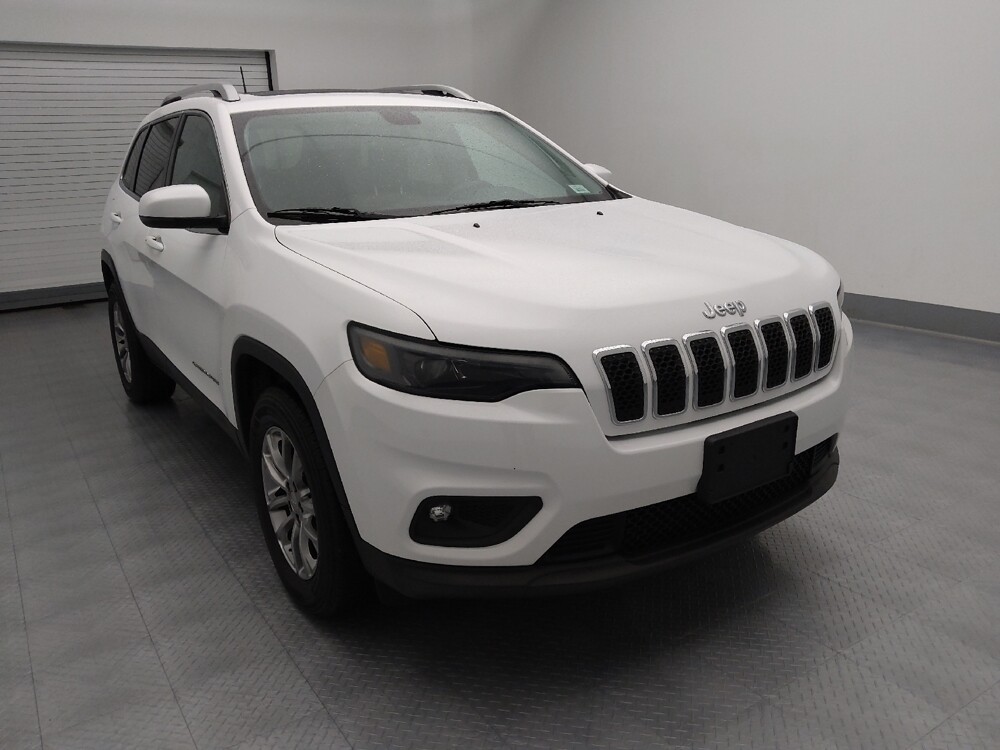 2019 Jeep Cherokee in Topeka, KS 66611 - 18127738 13