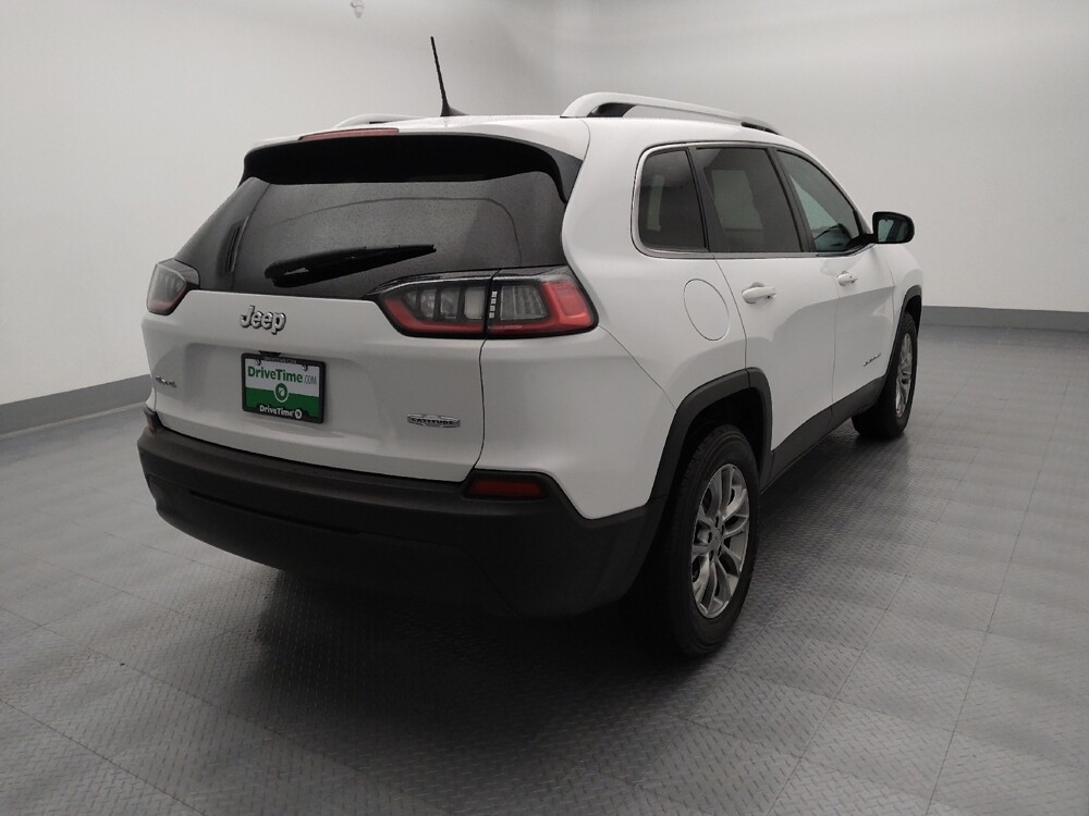 2019 Jeep Cherokee in Topeka, KS 66611 - 18127738 9