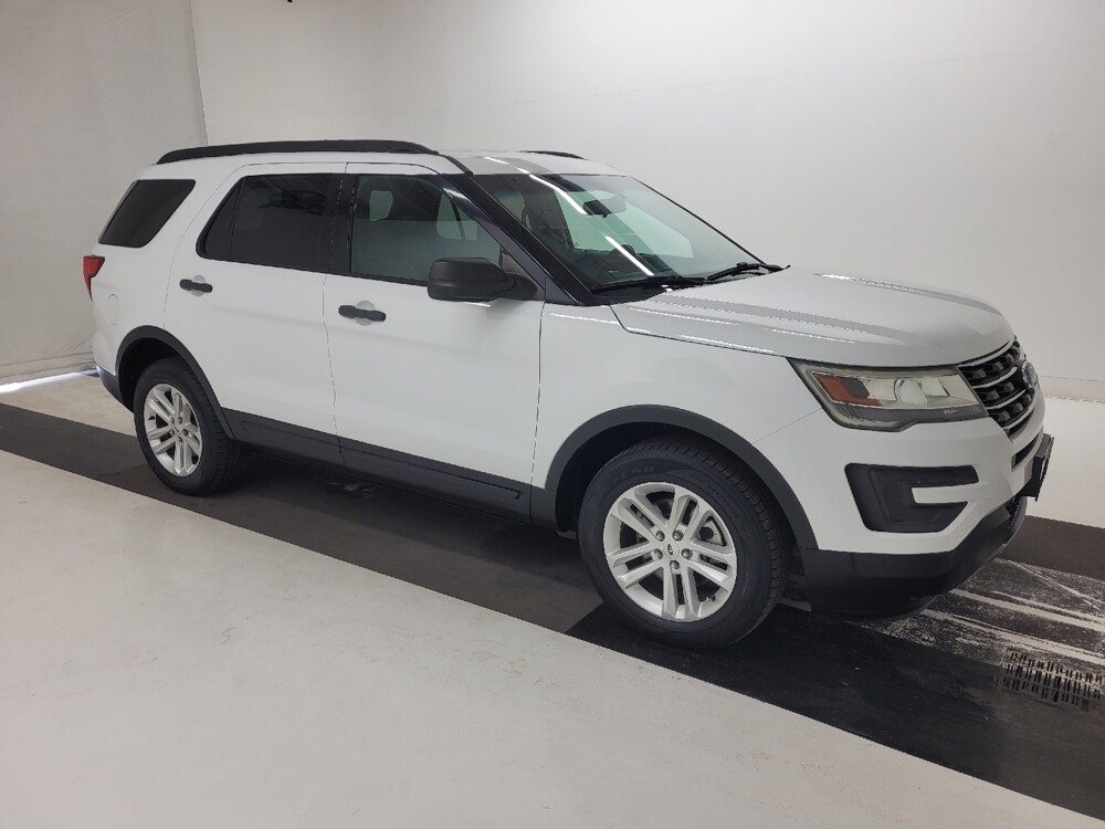 2016 Ford Explorer in St. Louis, MO 63125 - 18127739 11