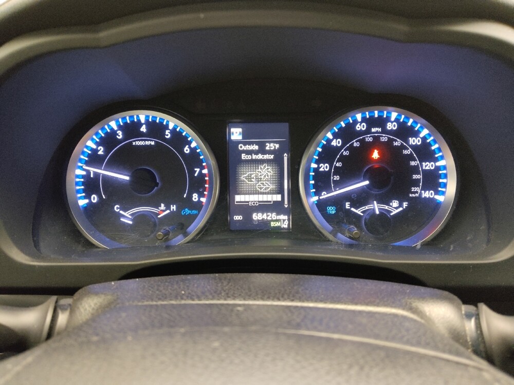 2019 Toyota Highlander in Topeka, KS 66611 - 18127741 23