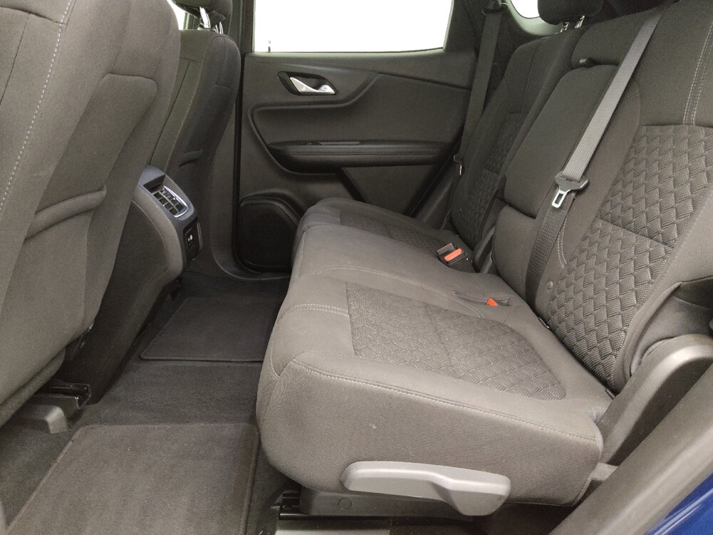 2022 Chevrolet Blazer in Topeka, KS 66611 - 18127745 18