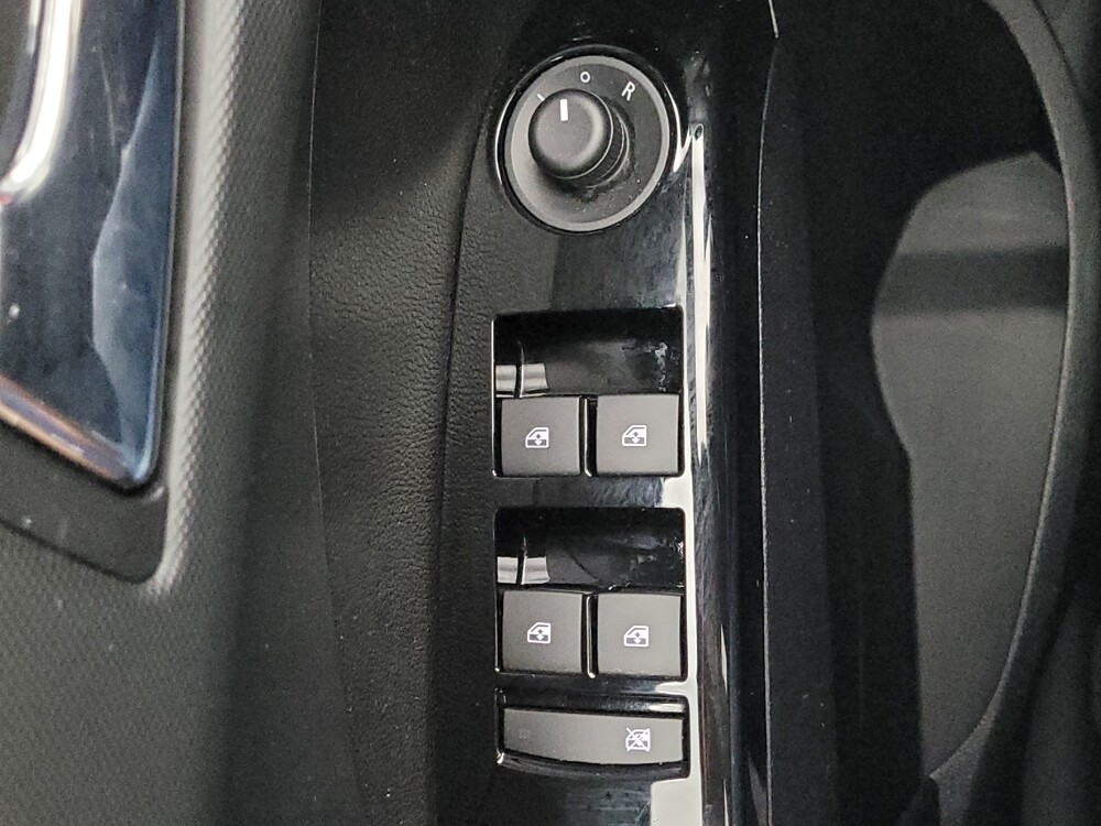 2017 Chevrolet Sonic in Lombard, IL 60148 - 18127747 27