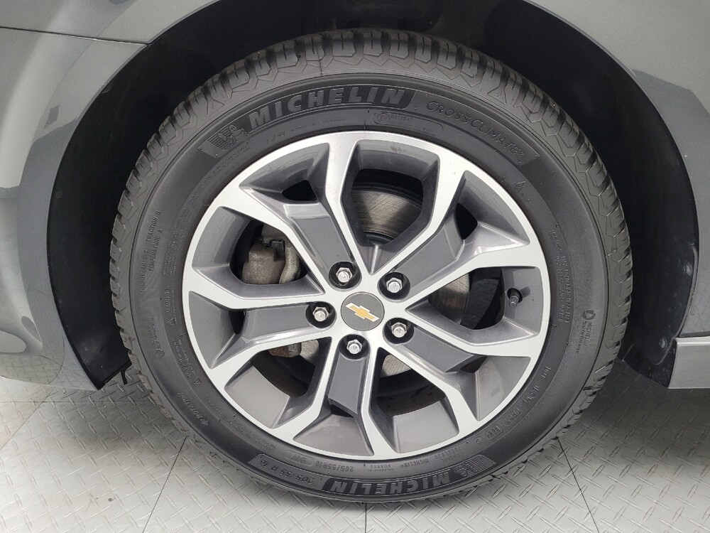 2017 Chevrolet Sonic in Lombard, IL 60148 - 18127747 31