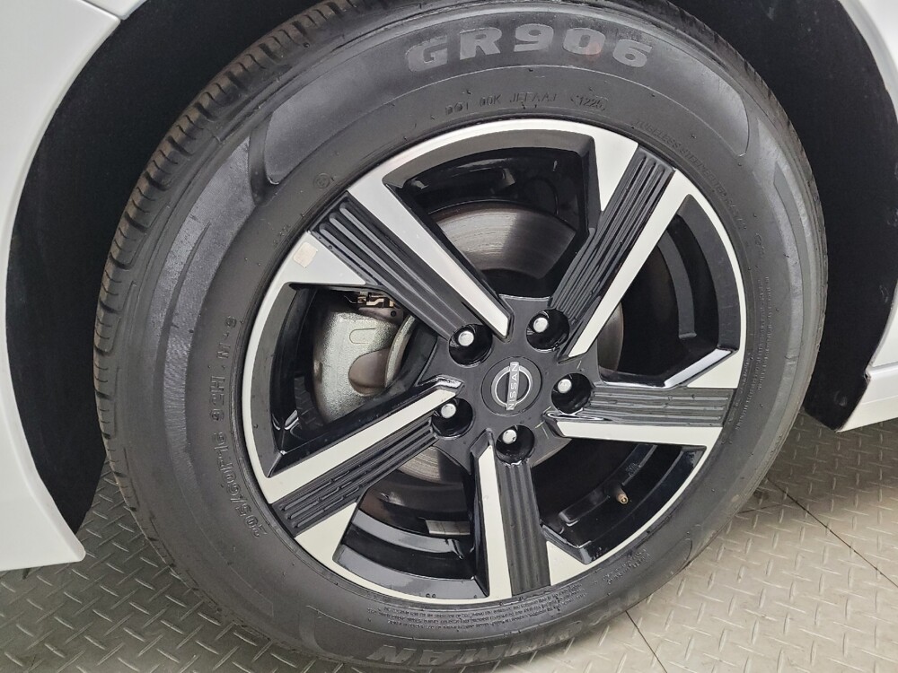 2024 Nissan Sentra in Grand Rapids, MI 49508 - 18127748 31