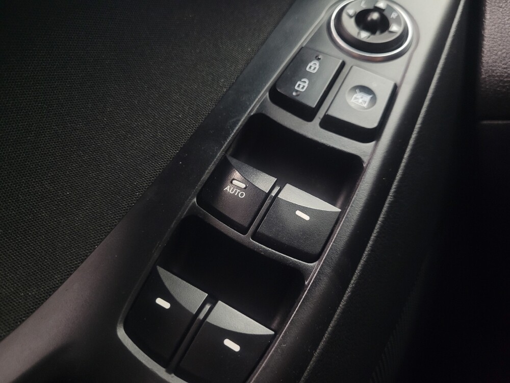 2015 Hyundai Elantra in Ft Wayne, IN 46805 - 18127750 27