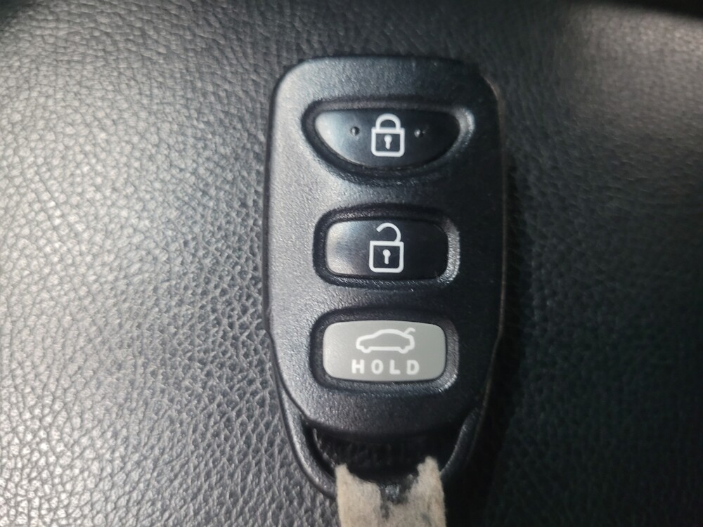 2015 Hyundai Elantra in Ft Wayne, IN 46805 - 18127750 32