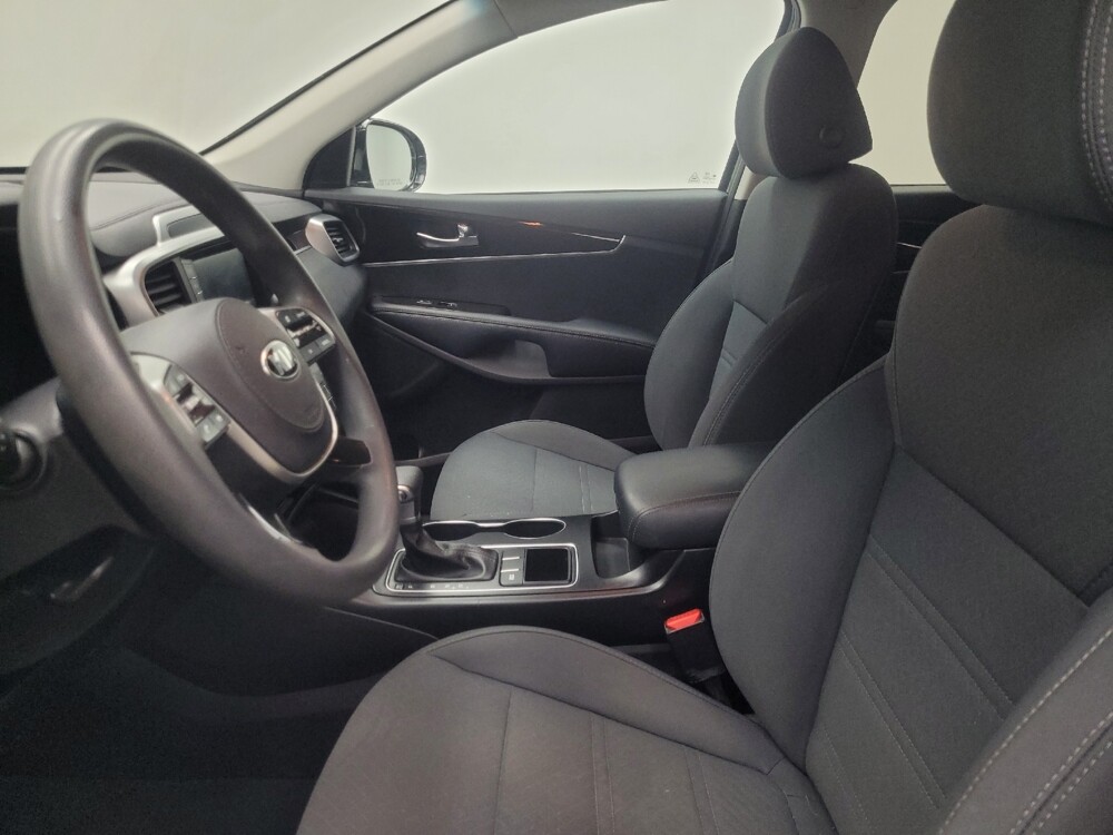 2020 Kia Sorento in Indianapolis, IN 46222 - 18127752 17