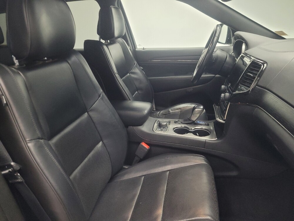 2021 Jeep Grand Cherokee in Indianapolis, IN 46222 - 18127756 21