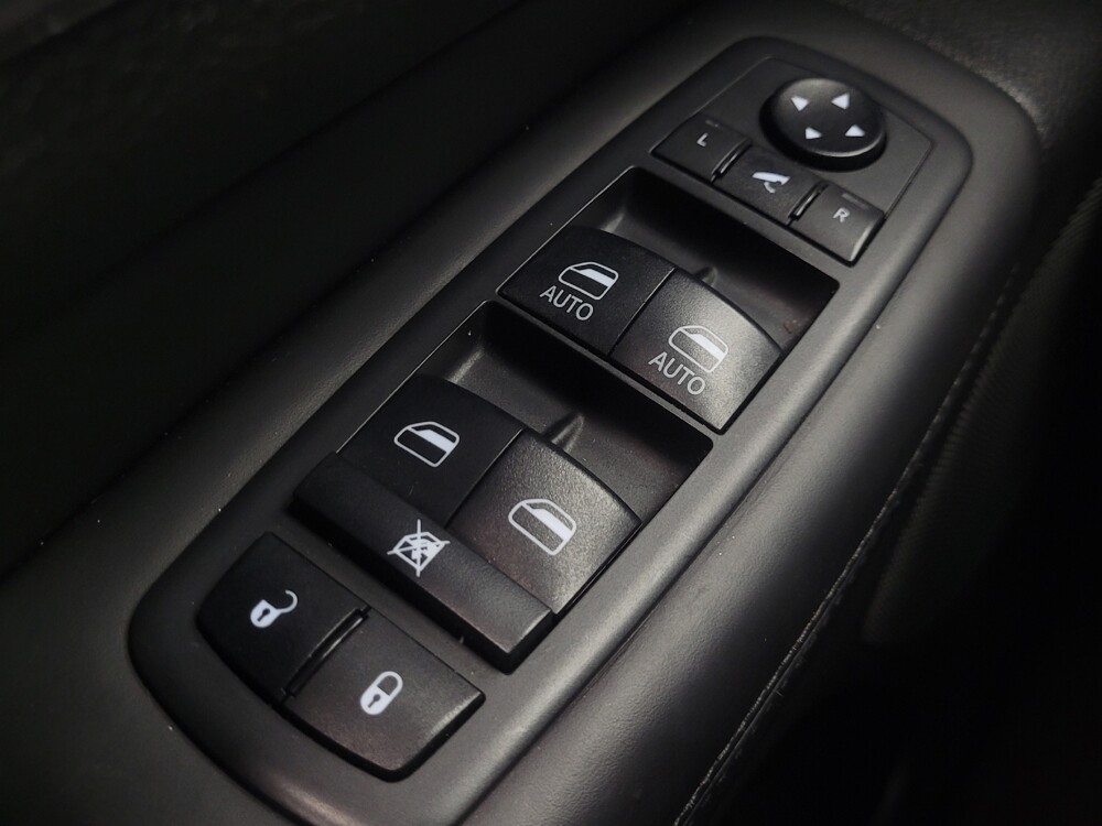 2021 Jeep Grand Cherokee in Indianapolis, IN 46222 - 18127756 27