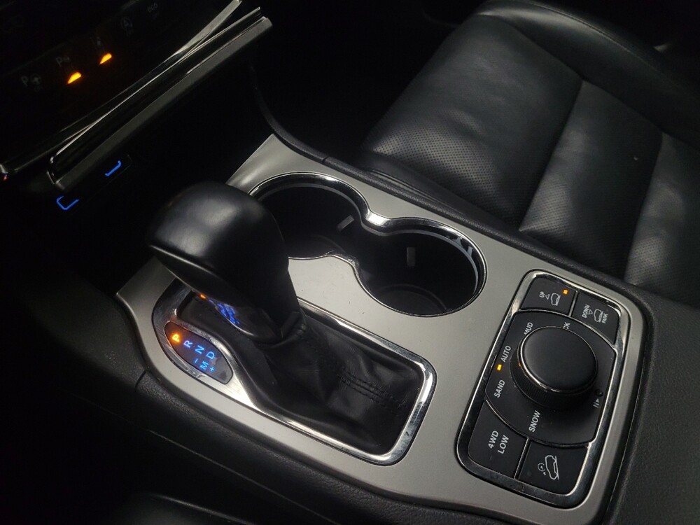 2021 Jeep Grand Cherokee in Indianapolis, IN 46222 - 18127756 26