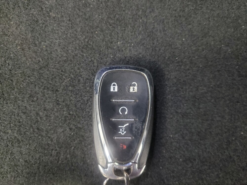 2019 Chevrolet Equinox in Highland, IN 46322 - 18127758 32