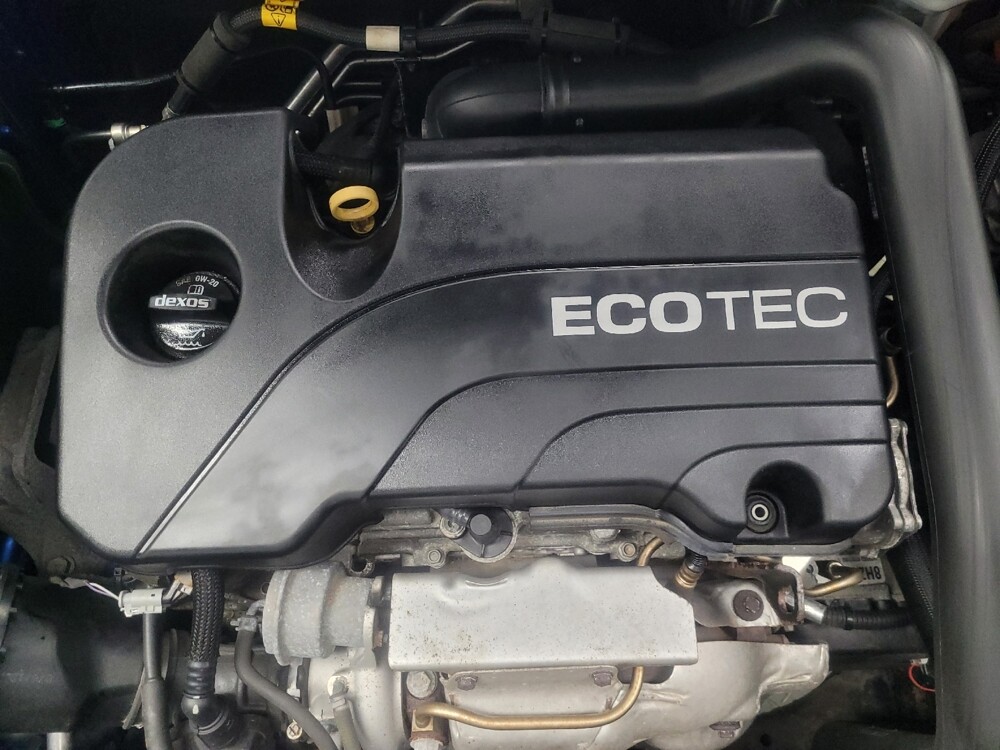 2019 Chevrolet Equinox in Highland, IN 46322 - 18127758 30