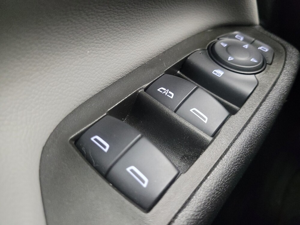 2023 Chevrolet Equinox in Indianapolis, IN 46222 - 18127759 27