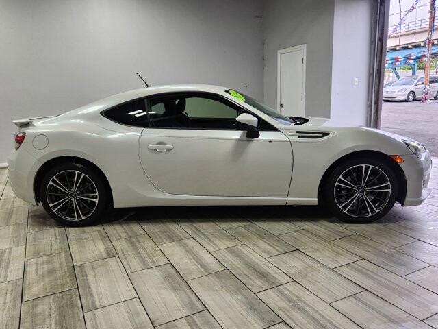 2014 Subaru BRZ in Cinnaminson, NJ 08077 - 18127762 5