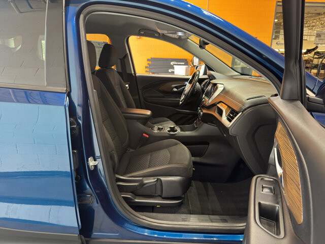 2020 GMC Terrain in Burlington, WI 53105 - 18127773 19
