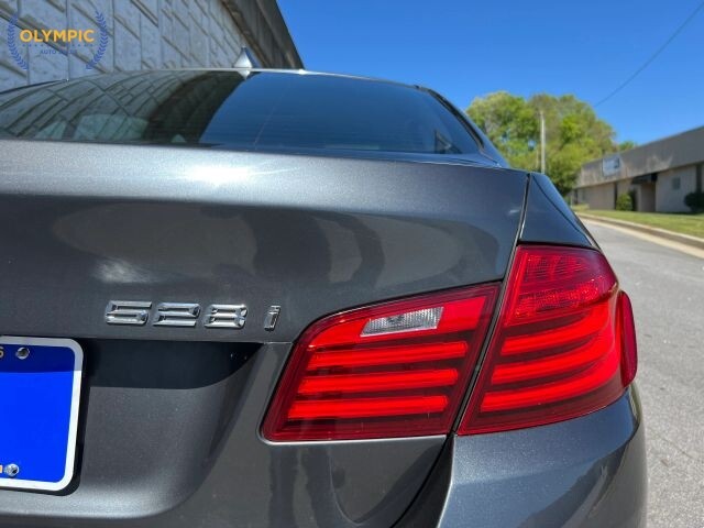 2016 BMW 528i xDrive in Decatur, GA 30032 - 18127782 17