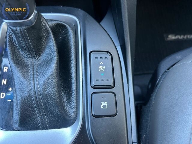 2018 Hyundai Santa Fe in Decatur, GA 30032 - 18127783 38