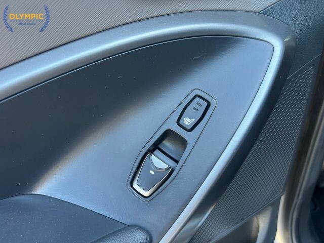 2018 Hyundai Santa Fe in Decatur, GA 30032 - 18127783 40