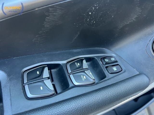 2018 Hyundai Santa Fe in Decatur, GA 30032 - 18127783 42