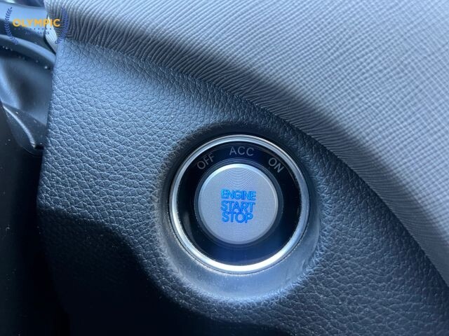 2018 Hyundai Santa Fe in Decatur, GA 30032 - 18127783 31