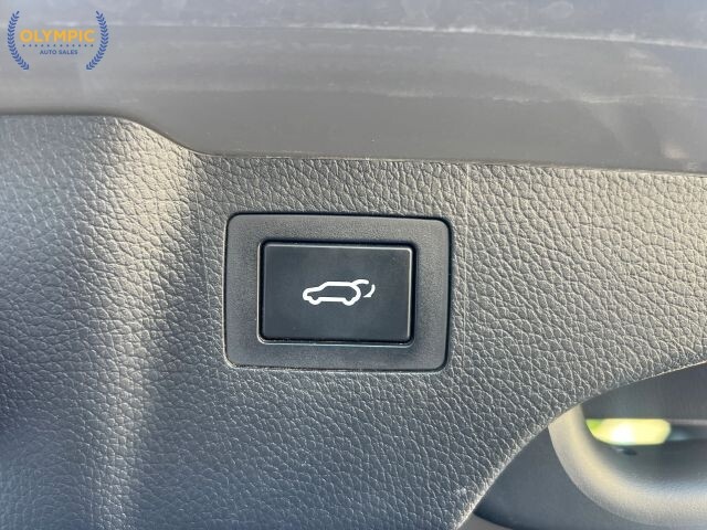 2018 Hyundai Santa Fe in Decatur, GA 30032 - 18127783 48