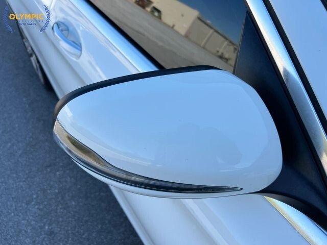 2016 Mercedes-Benz C 300 in Decatur, GA 30032 - 18127784 19