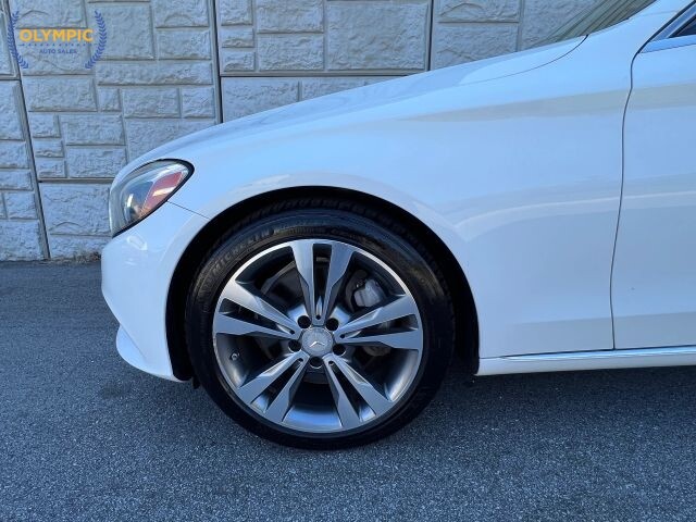 2016 Mercedes-Benz C 300 in Decatur, GA 30032 - 18127784 9