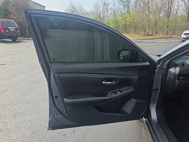 2021 Nissan Sentra in Marysville, OH 43040 - 18127789 11