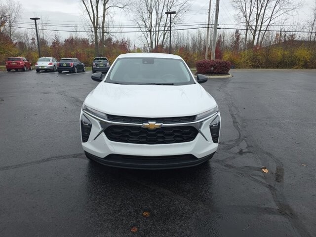 2024 Chevrolet Trax in Marysville, OH 43040 - 18127790 2