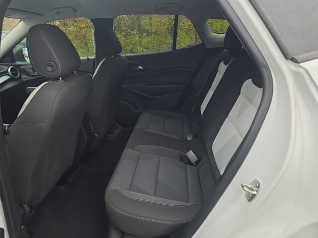 2024 Chevrolet Trax in Marysville, OH 43040 - 18127790 31