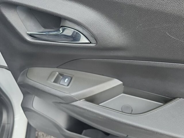 2024 Chevrolet Trax in Marysville, OH 43040 - 18127790 35