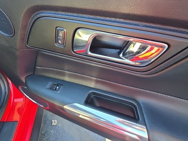 2017 Ford Mustang in Marysville, OH 43040 - 18127791 33