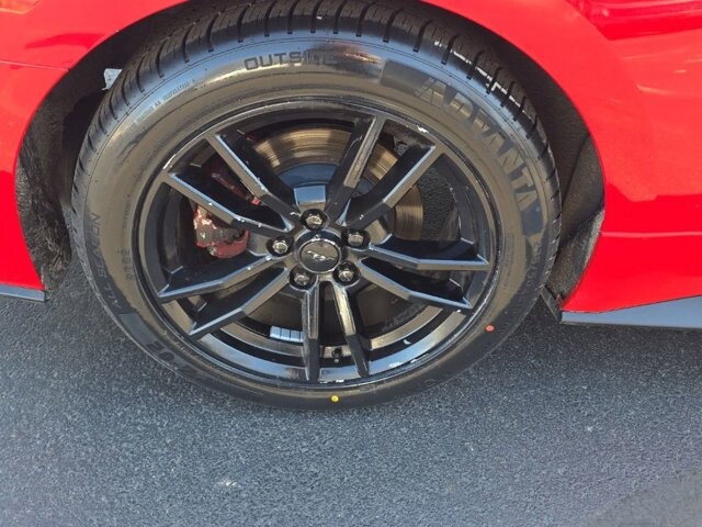 2017 Ford Mustang in Marysville, OH 43040 - 18127791 9