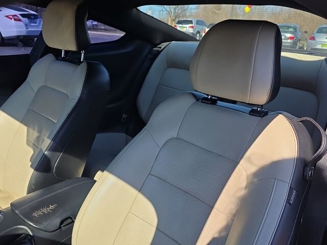 2017 Ford Mustang in Marysville, OH 43040 - 18127791 14