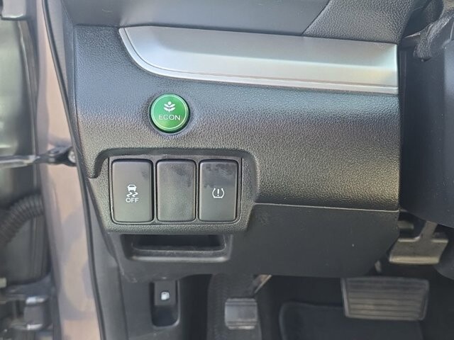 2016 Honda CR-V in Marysville, OH 43040 - 18127792 17