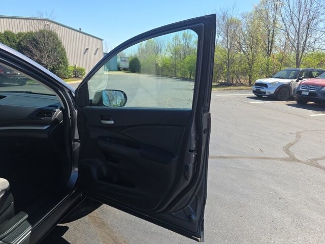 2016 Honda CR-V in Marysville, OH 43040 - 18127792 38