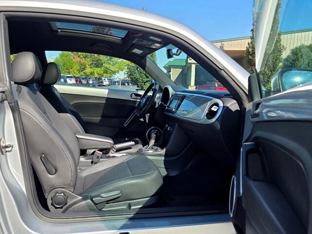 2014 Volkswagen Beetle in Marysville, OH 43040 - 18127794 33