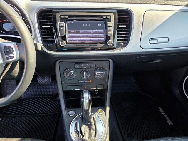 2014 Volkswagen Beetle in Marysville, OH 43040 - 18127794 25