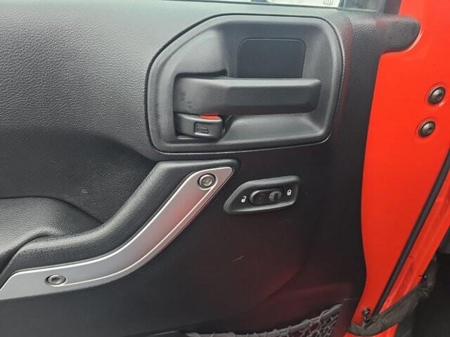 2015 Jeep Wrangler in Marysville, OH 43040 - 18127795 14