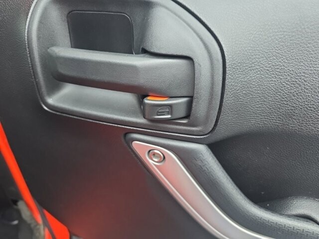 2015 Jeep Wrangler in Marysville, OH 43040 - 18127795 35