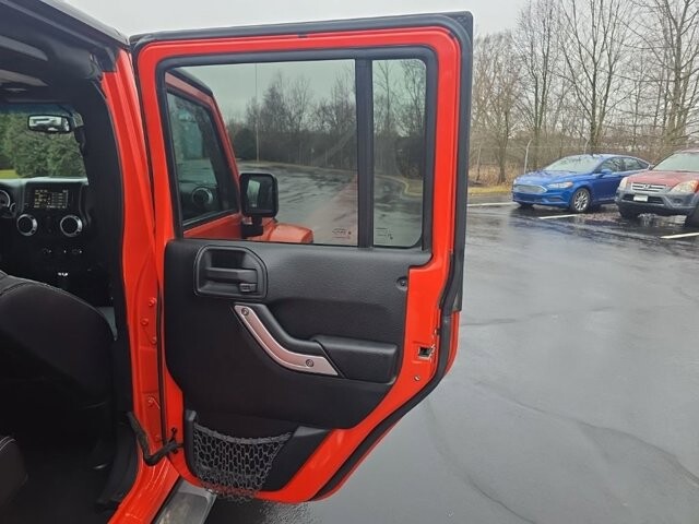 2015 Jeep Wrangler in Marysville, OH 43040 - 18127795 34