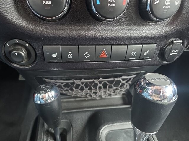 2015 Jeep Wrangler in Marysville, OH 43040 - 18127795 23