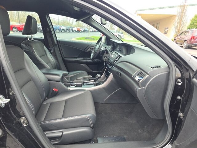 2017 Honda Accord in Marysville, OH 43040 - 18127796 42