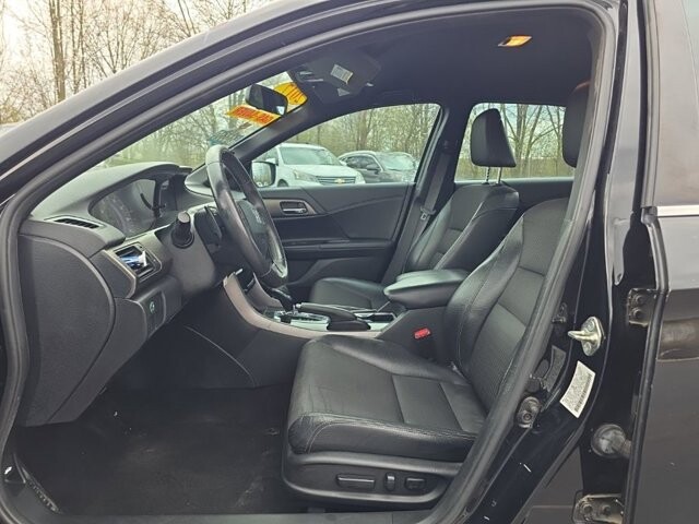 2017 Honda Accord in Marysville, OH 43040 - 18127796 15