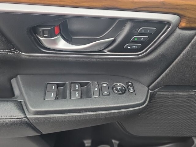 2018 Honda CR-V in Marysville, OH 43040 - 18127797 14