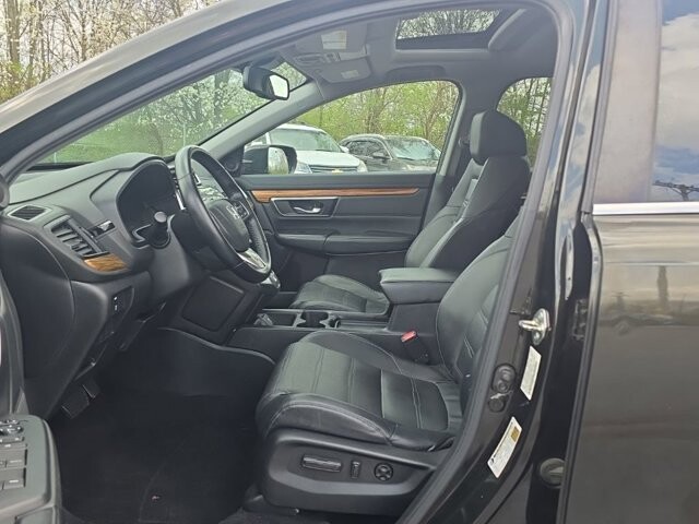2018 Honda CR-V in Marysville, OH 43040 - 18127797 15