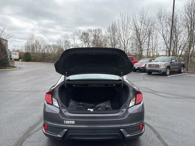 2018 Honda Civic in Marysville, OH 43040 - 18127799 7