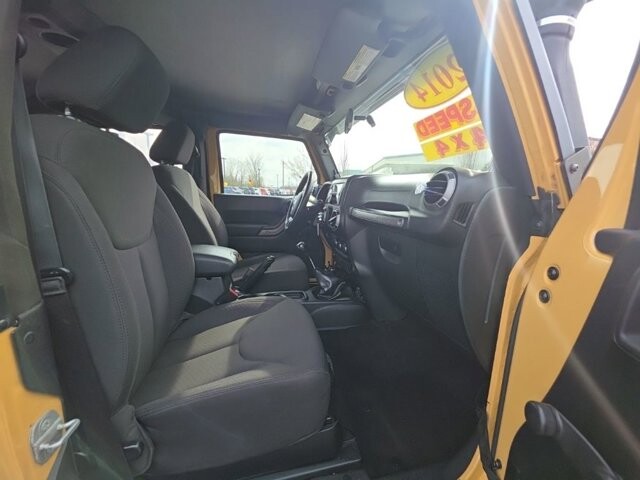 2014 Jeep Wrangler in Marysville, OH 43040 - 18127801 32