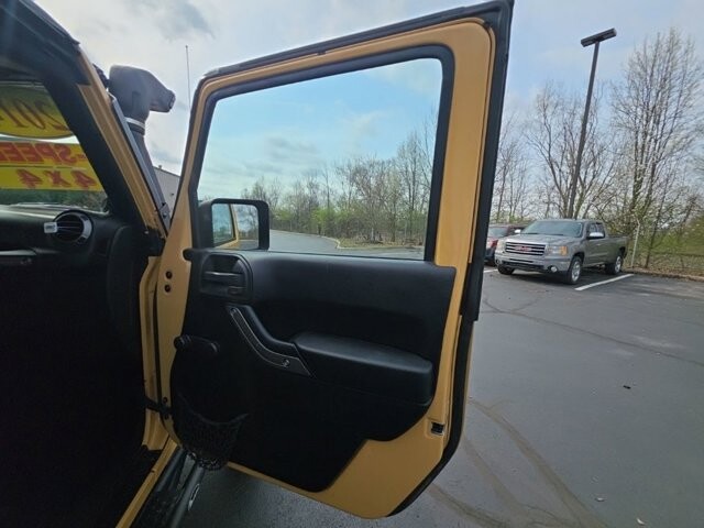 2014 Jeep Wrangler in Marysville, OH 43040 - 18127801 30